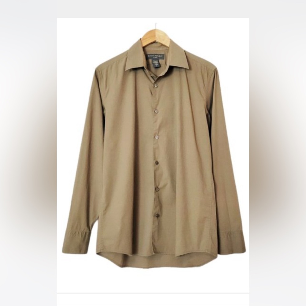 Banana Republic Classic Fit Men's Khaki Olive Long Sleeve Casual Button Up Shirt